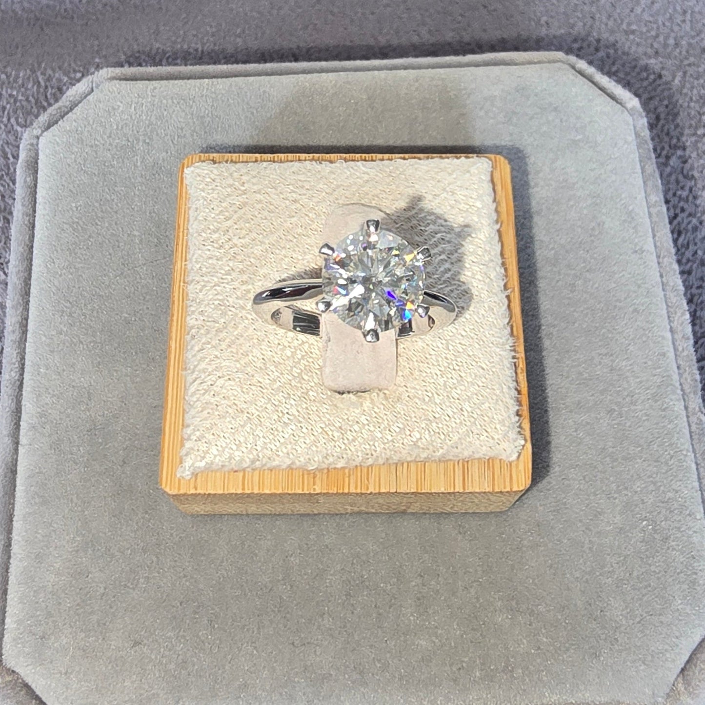 Solitaire 3 carat