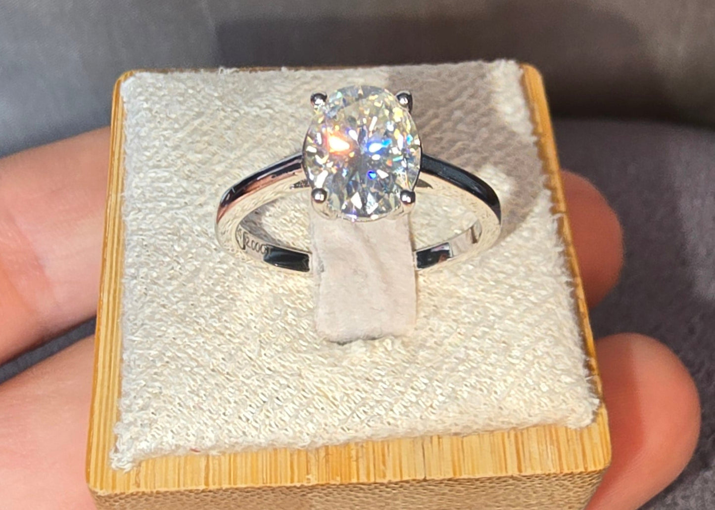 Oval 2 carat