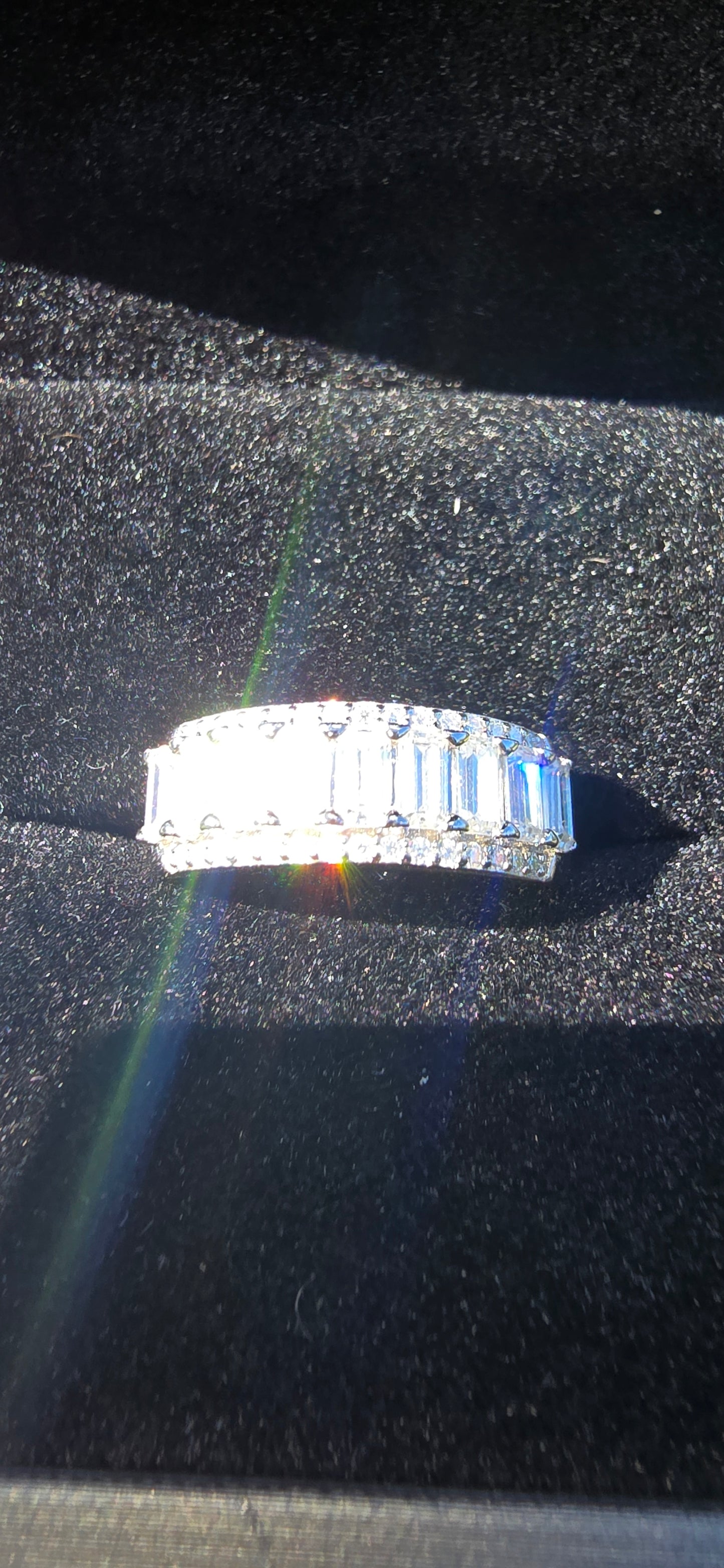 Baguette ring