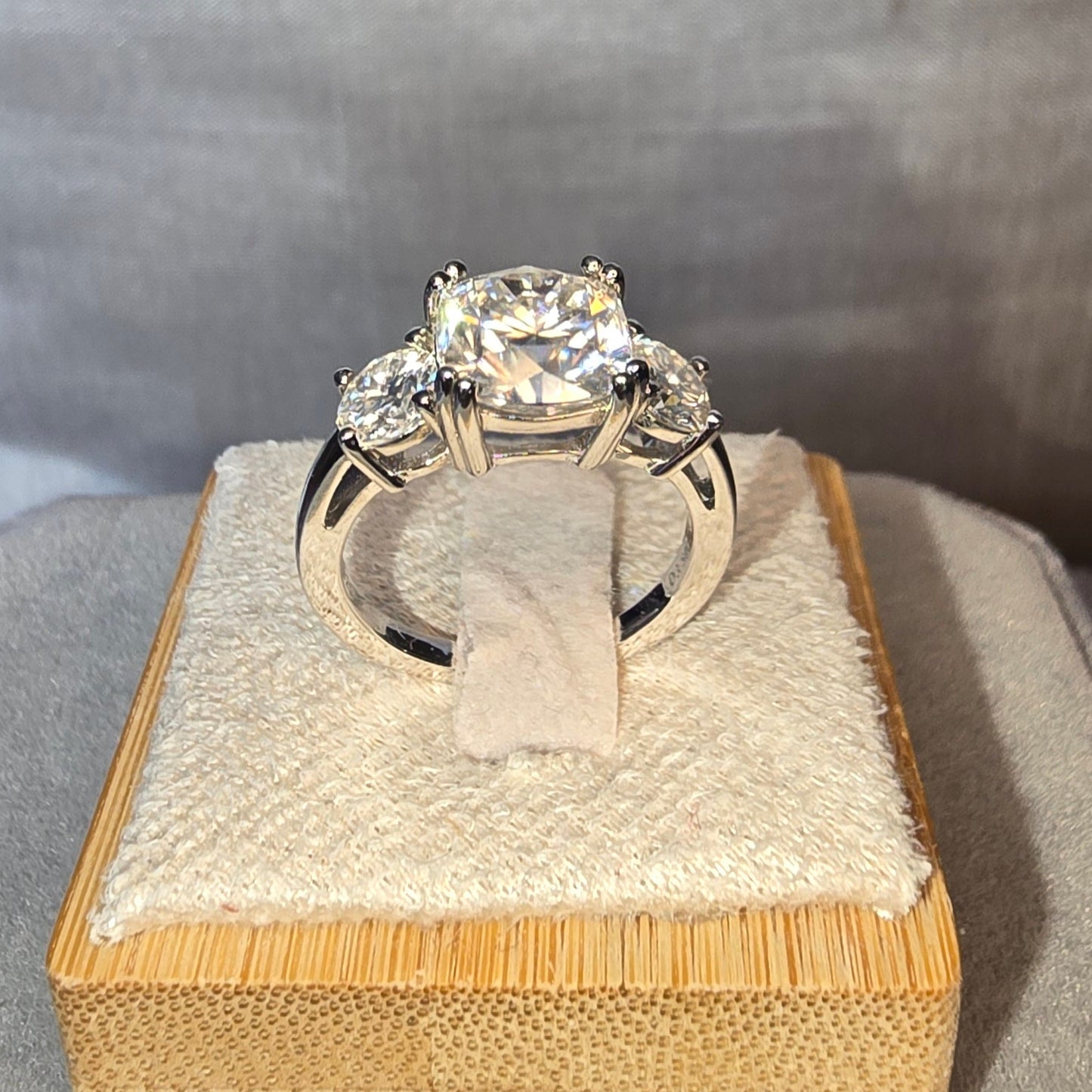 Cushion cut