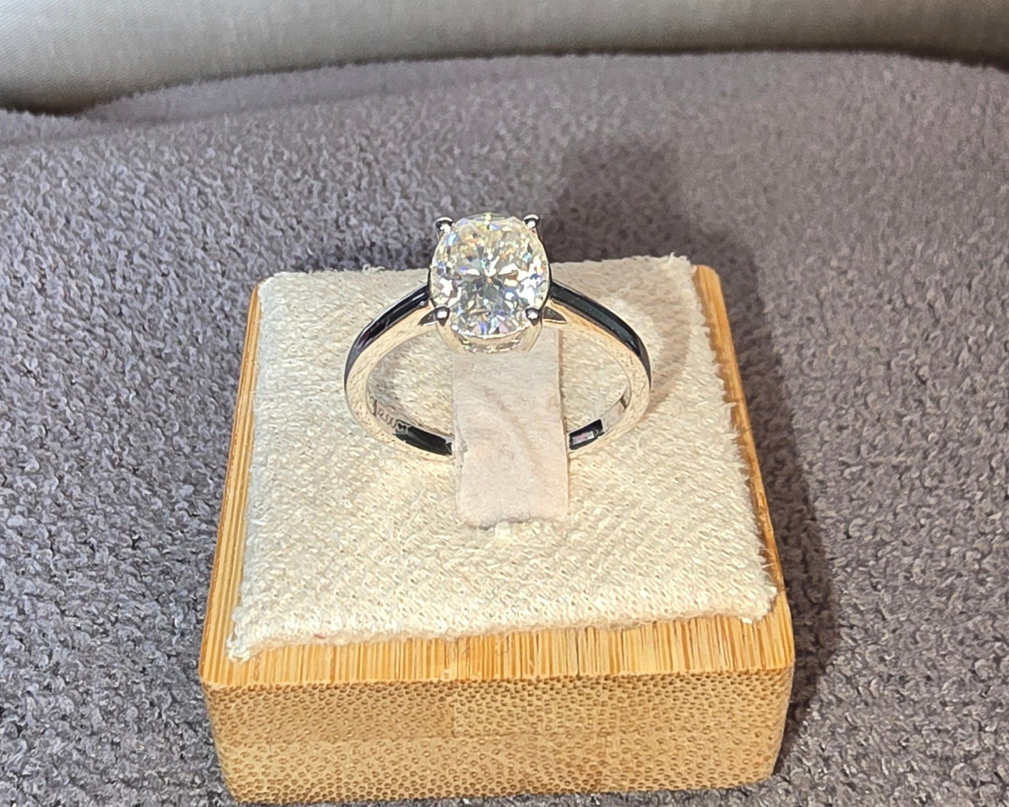 Oval 2 carat