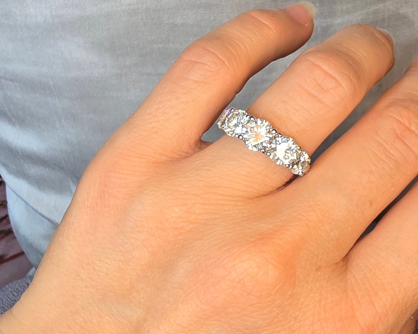Ring fem stenar
