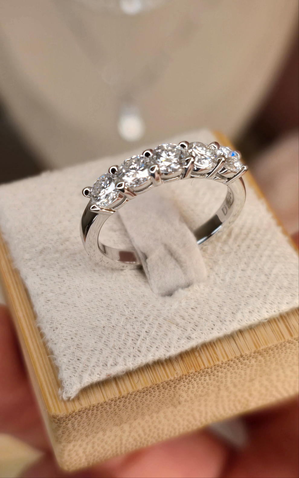 Ring 4 MM