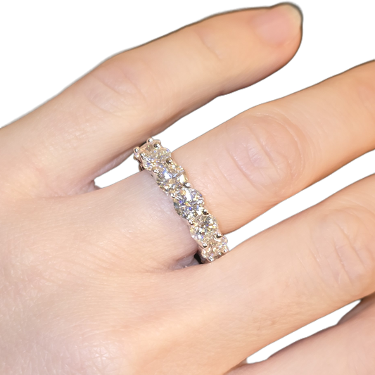 Full Halv carat ring