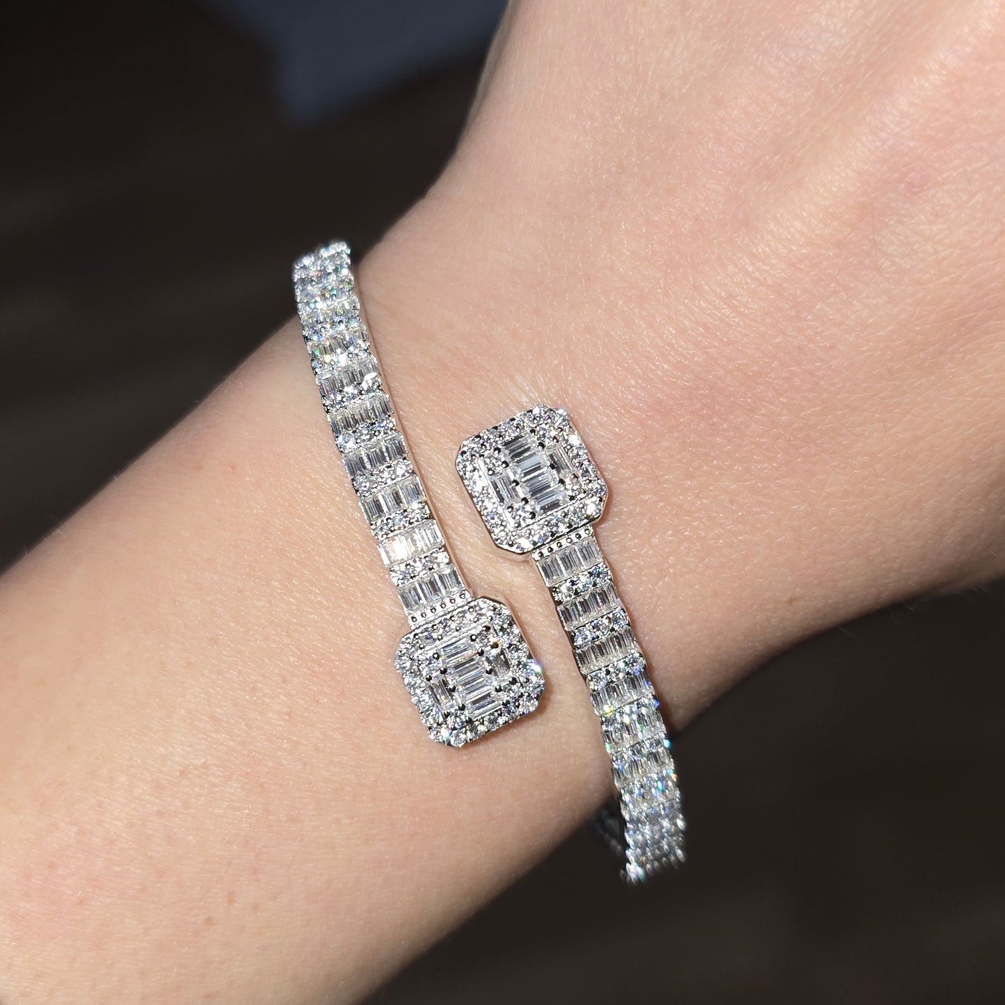 Aurora Moissanite Cuff