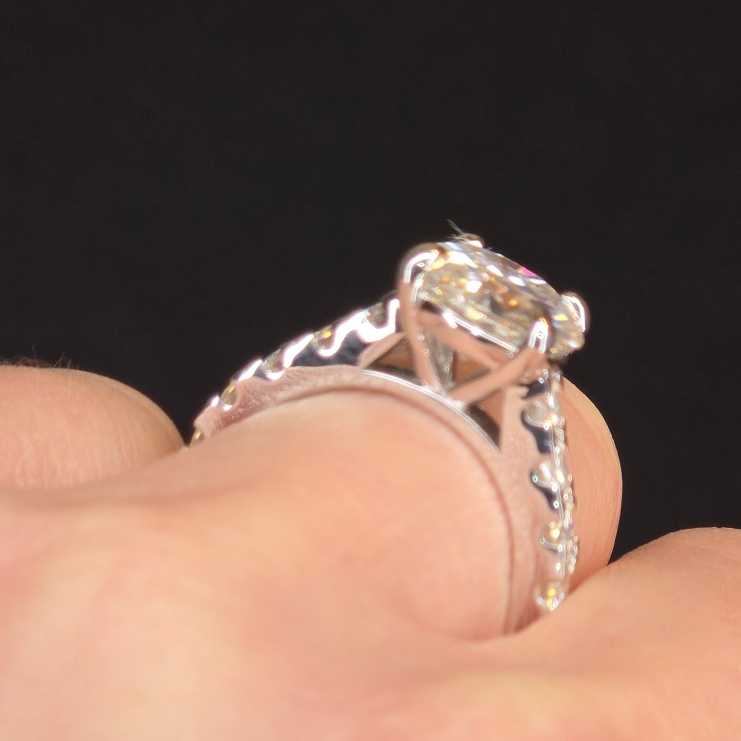 Royal 4 Ct Moissanite Ring
